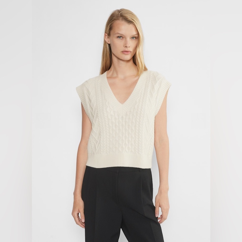 New Aritzia Babaton Emporia Merino Wool Sweater Vest size XL - Picture 2 of 9